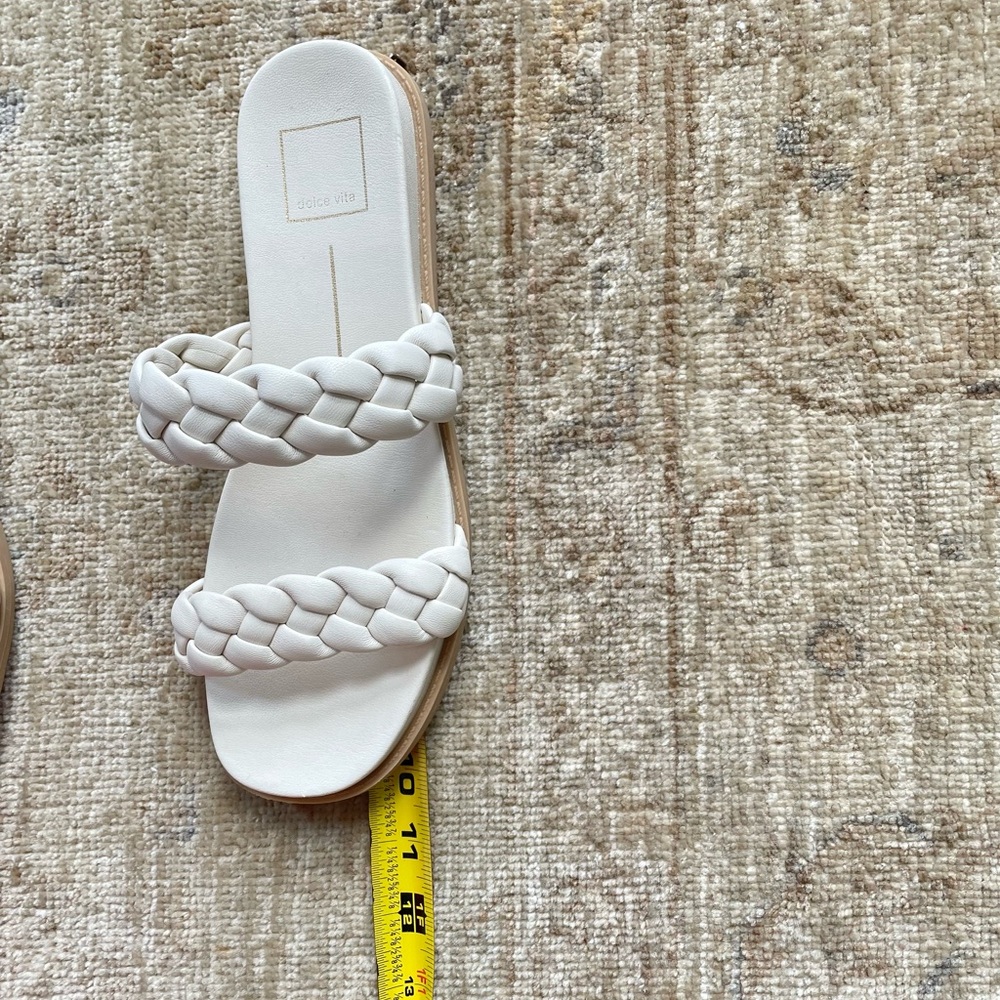 dolce Vida braided flat sandals with foot bed size 8.5. - Picture 8 of 10